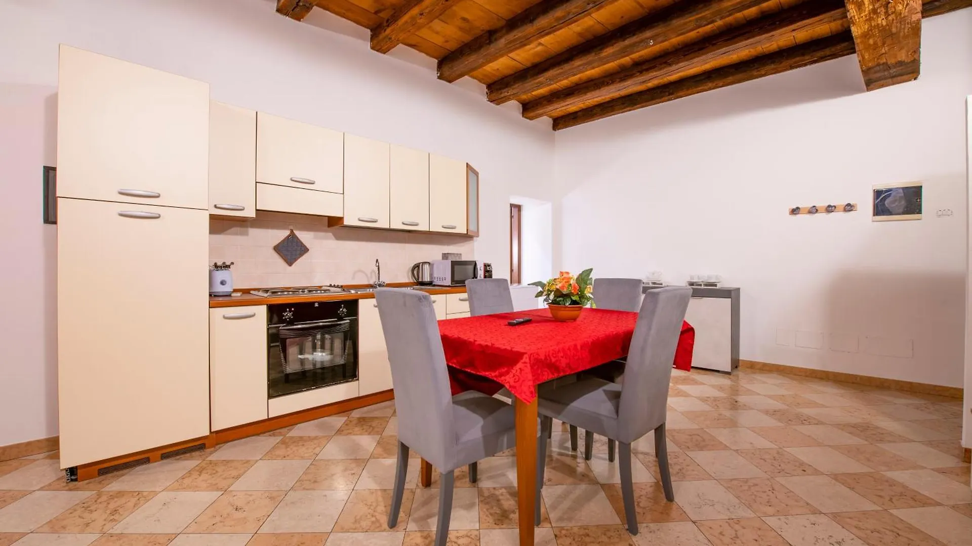 Arena Suite Mazzini Verona Centro 2