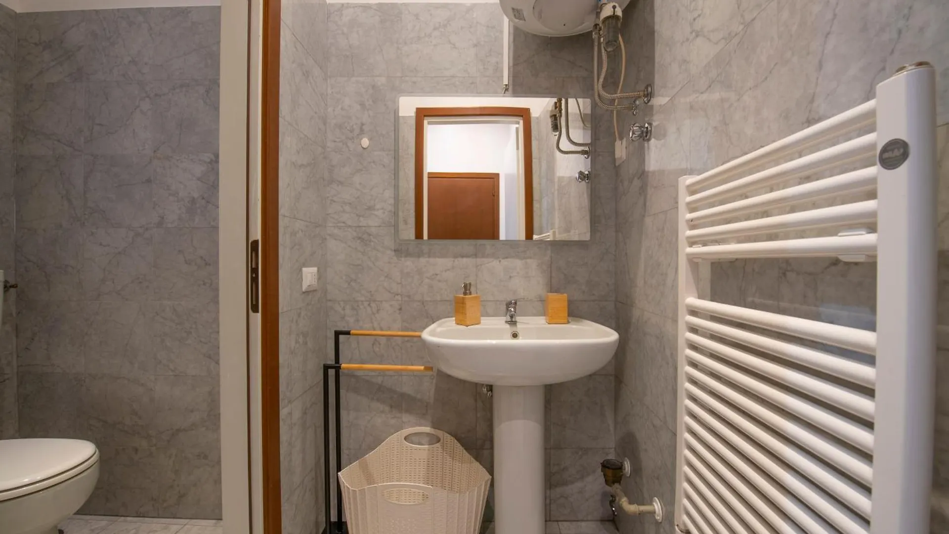 Arena Suite Mazzini Verona Centro 2 0*,  イタリア