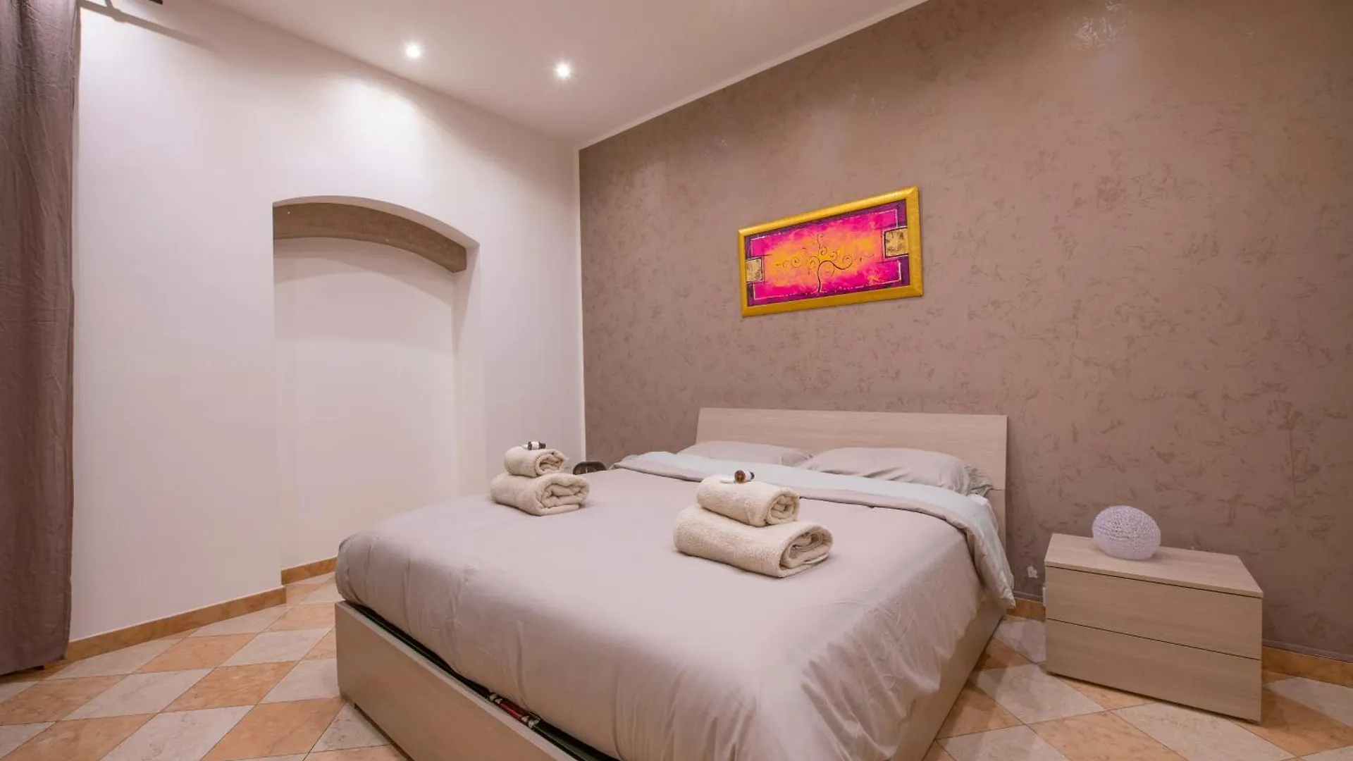 Arena Suite Mazzini Verona Centro 2 0*,