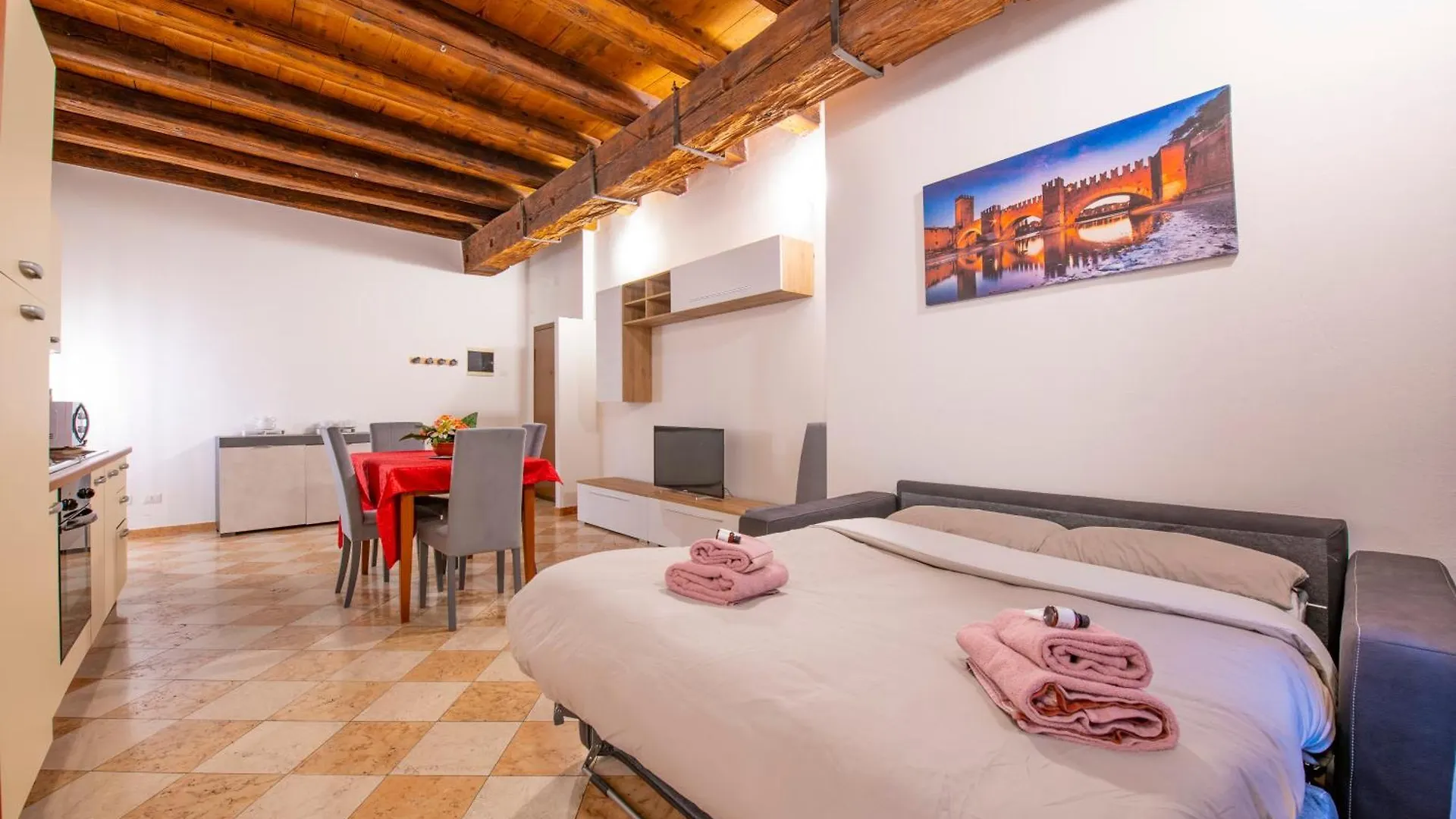Arena Suite Mazzini Verona Centro 2