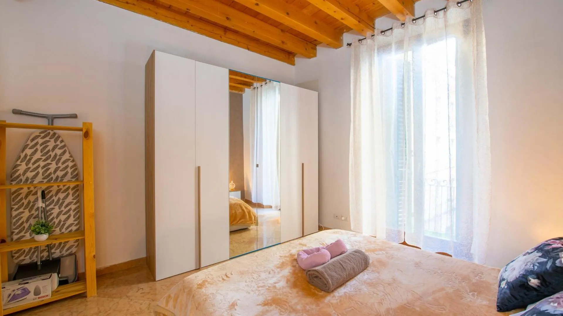 Arena Suite Mazzini Verona Centro 2 Apartment