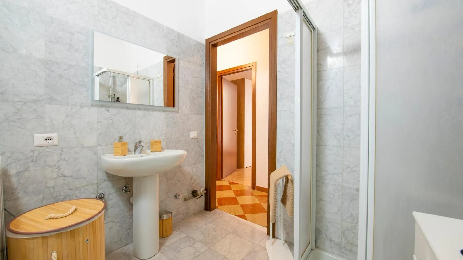 Arena Suite Mazzini Verona Centro 2 0*,