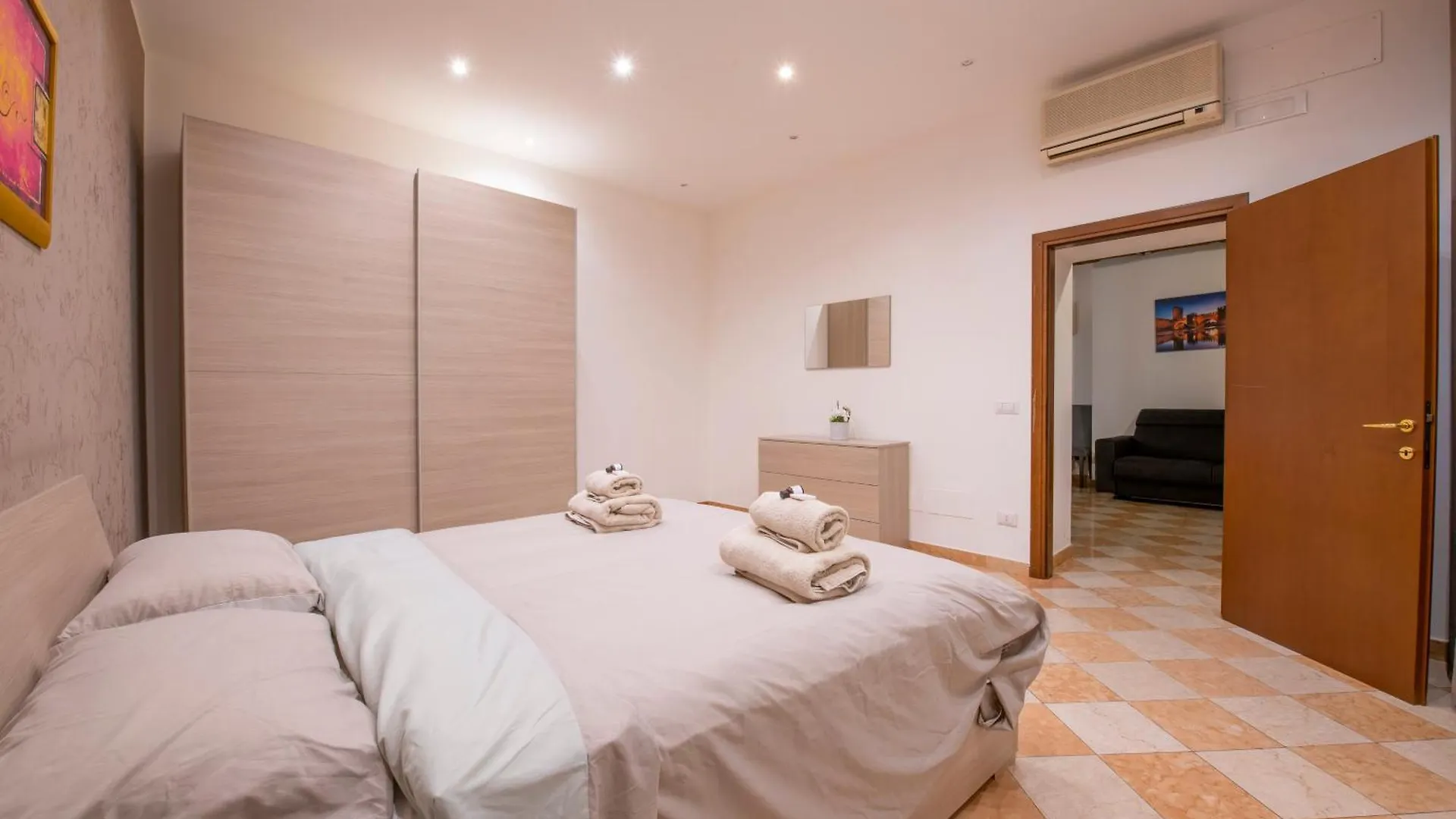 Arena Suite Mazzini Verona Centro 2 Italy